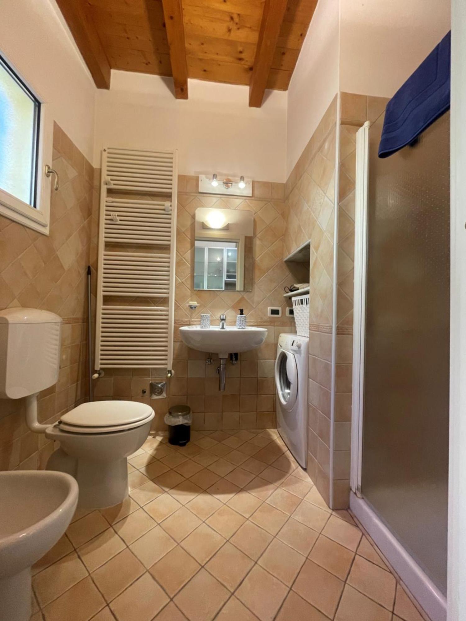 Casa Vacanze Myrasol Apartment Bologna Exterior photo